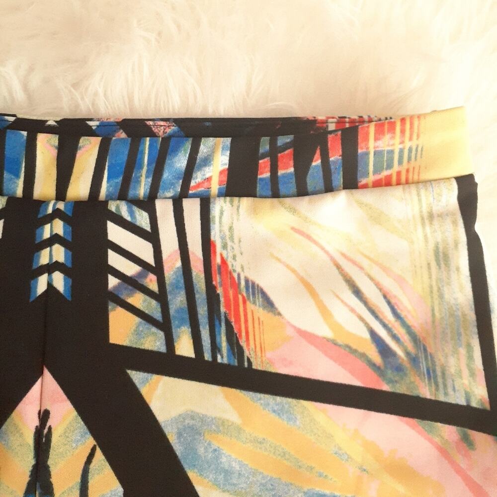 MATERIAL GIRL Geometric Multicolored Abstract Art Cage Shorts Festival Sz: L - Picture 8 of 12